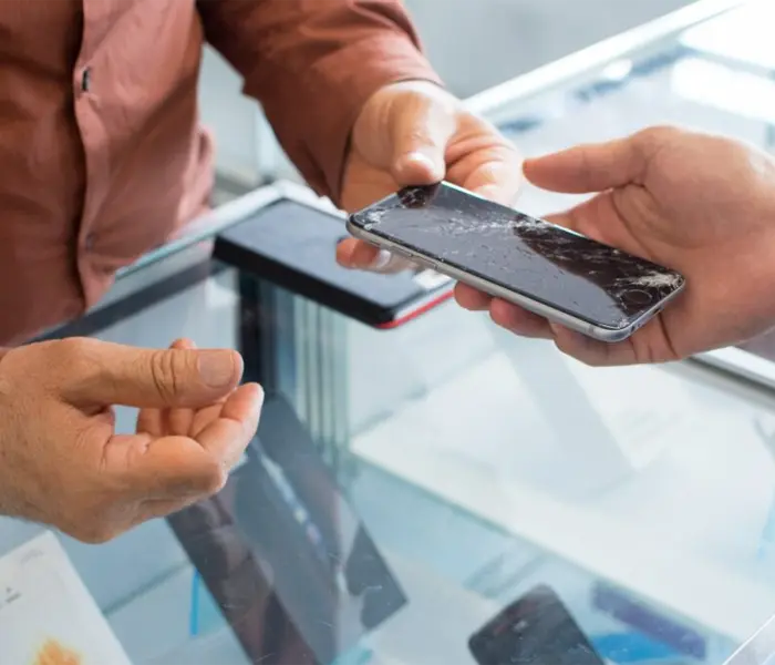 iphone service center qatar