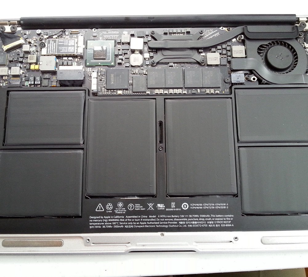 macbook air battery replacement service center in qatar