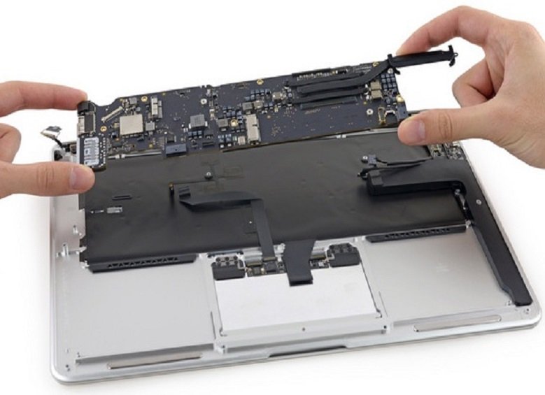 Macbook Pro chip level repair center qatar