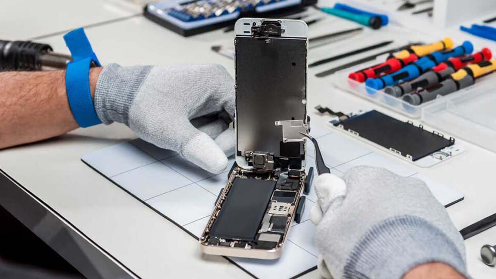 iPhone bat   tery repair Qatar-iPhone Service Center Qatar|Apple Experts